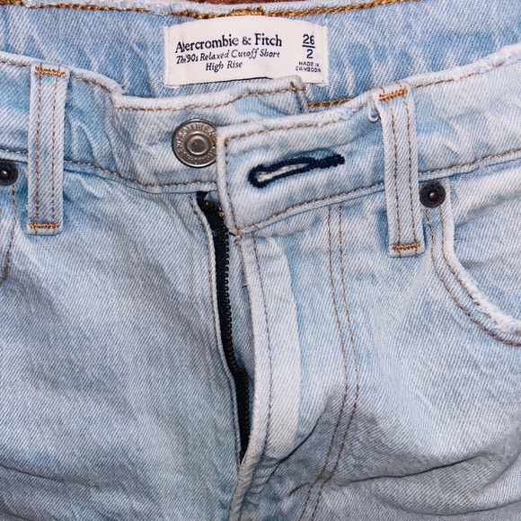 Abercrombie High Rise 90s Cutoff shorts in light Sz 26 - Picture 6 of 8